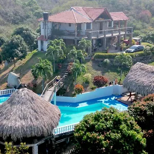Beyonda Hotel